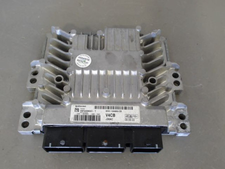 CALCULATEUR MOTEUR FORD KUGA