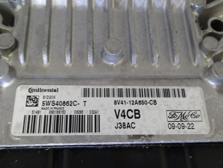 CALCULATEUR MOTEUR FORD KUGA