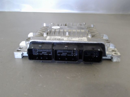 CALCULATEUR MOTEUR FORD KUGA