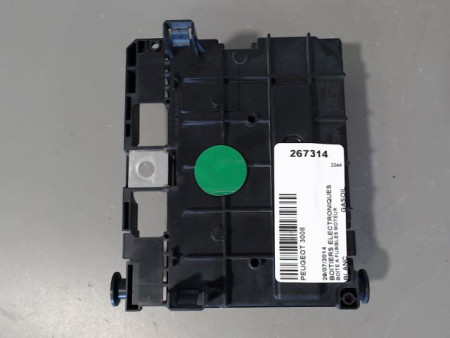 BOITE A FUSIBLES PEUGEOT 3008