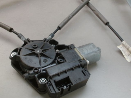 MECANISME LEVE-GLACE AVANT GAUCHE VOLKSWAGEN POLO