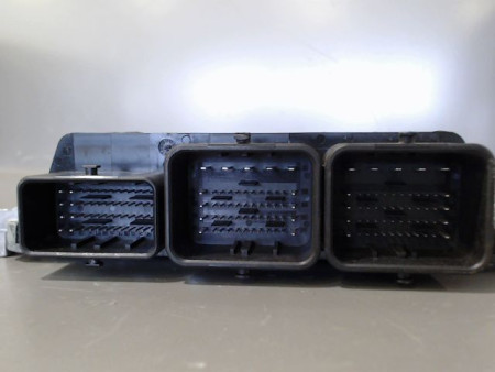 CALCULATEUR MOTEUR FORD FOCUS
