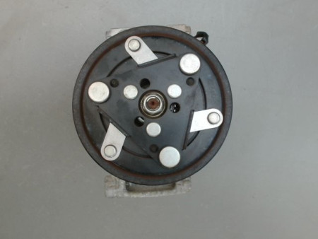 COMPRESSEUR AIR CONDITIONNE RENAULT MEGANE