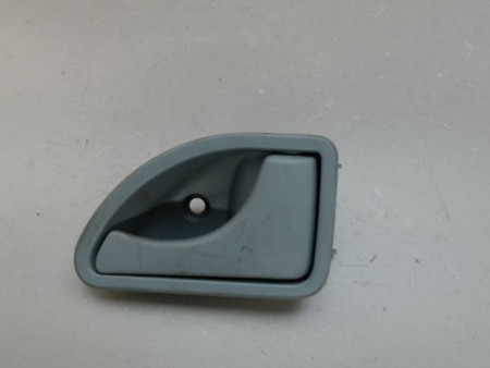 POIGNEE INTERIEURE PORTE AVANT DROIT RENAULT TWINGO