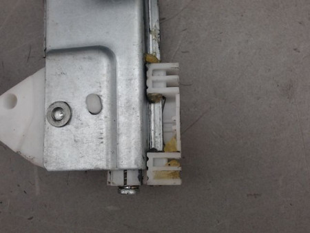 MECANISME LEVE-GLACE AVANT DROIT RENAULT LAGUNA