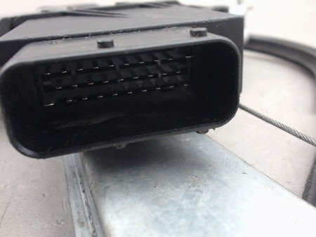 MECANISME LEVE-GLACE AVANT DROIT RENAULT LAGUNA