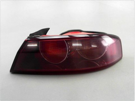 FEU ARRIERE DROIT ALFA ROMEO 159 SPORTWAGON