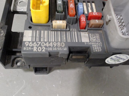 BOITE A FUSIBLES CITROEN C5