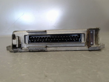 CALCULATEUR MOTEUR RENAULT TWINGO