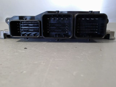 CALCULATEUR MOTEUR PEUGEOT 207