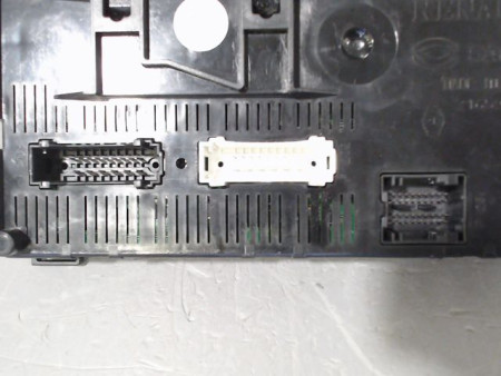 BOITIER GESTION HABITACLE RENAULT CLIO