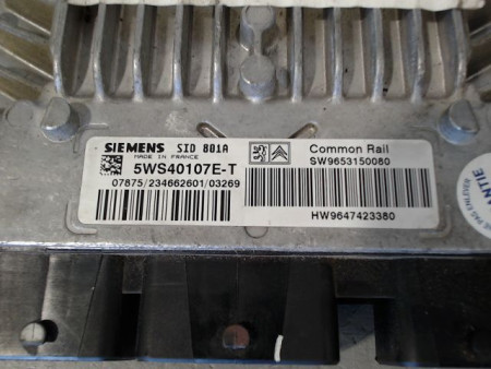 CALCULATEUR MOTEUR PEUGEOT 406