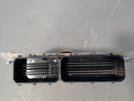 CALCULATEUR MOTEUR OPEL ZAFIRA