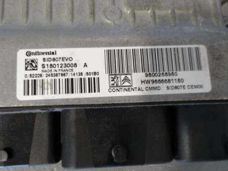 CALCULATEUR MOTEUR PEUGEOT 3008