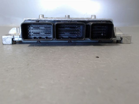 CALCULATEUR MOTEUR FORD S-MAX