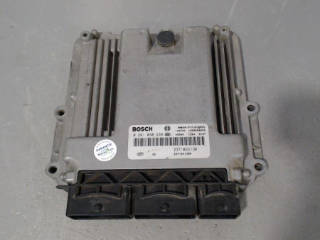 CALCULATEUR MOTEUR RENAULT CLIO