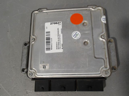 CALCULATEUR MOTEUR RENAULT CLIO