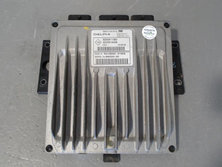CALCULATEUR MOTEUR RENAULT CLIO