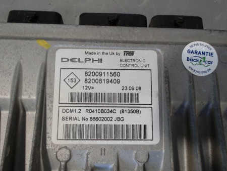 CALCULATEUR MOTEUR RENAULT CLIO