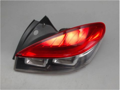 FEU ARRIERE DROIT RENAULT MEGANE