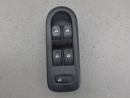 COMMANDE LEVE-GLACE PORTE AVG RENAULT CLIO