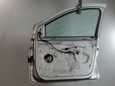 PORTE AVANT DROIT RENAULT CLIO
