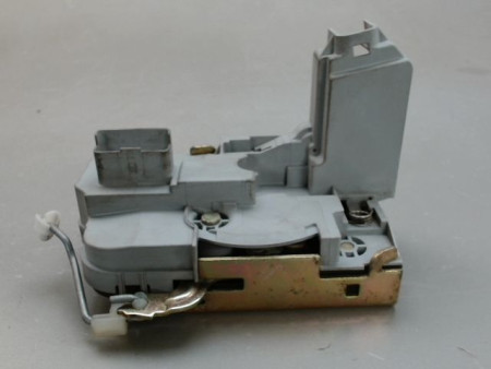 SYSTEME CONDAMNATION AVANT DROIT PEUGEOT 307