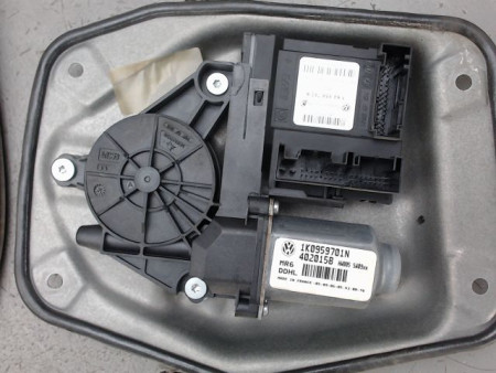 MECANISME LEVE-GLACE AVANT GAUCHE VOLKSWAGEN GOLF