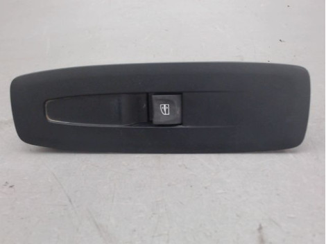 COMMANDE LEVE-GLACE PORTE AVD RENAULT MEGANE