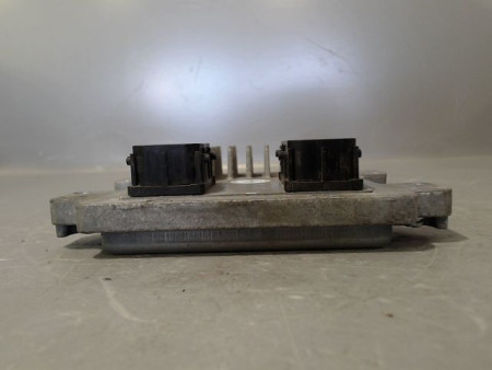 CALCULATEUR MOTEUR OPEL ASTRA