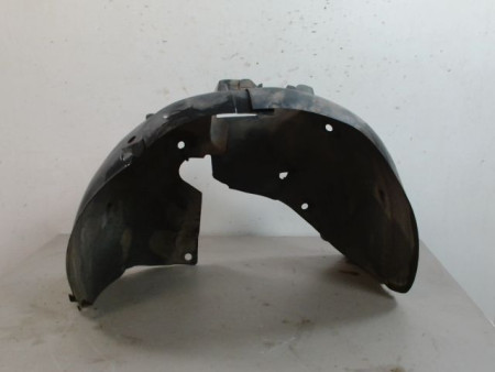 PARE-BOUE AVANT GAUCHE RENAULT CLIO