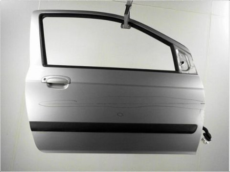 PORTE AVANT DROIT HYUNDAI GETZ 05-10