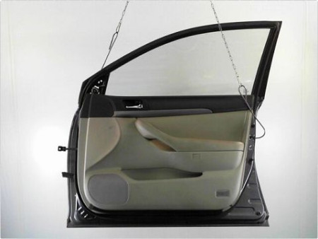 PORTE AVANT DROIT TOYOTA AVENSIS 2003-