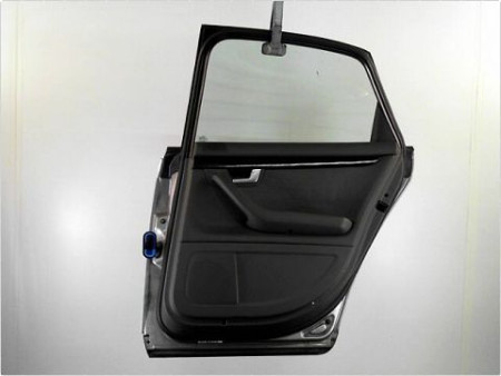 PORTE ARRIERE DROIT AUDI A4 2001-2004
