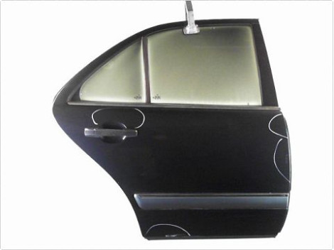 PORTE ARRIERE DROIT MERCEDES CLASSE E 95-99