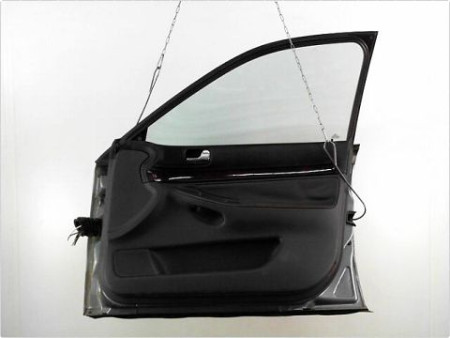 PORTE AVANT DROIT AUDI A4 99-2001