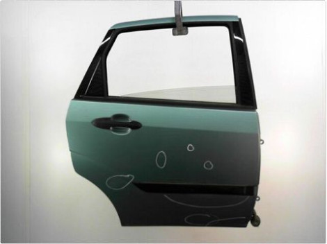 PORTE ARRIERE DROIT FORD FOCUS 98-04