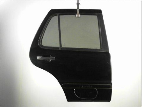 PORTE ARRIERE DROIT MERCEDES CLASSE M 01-05