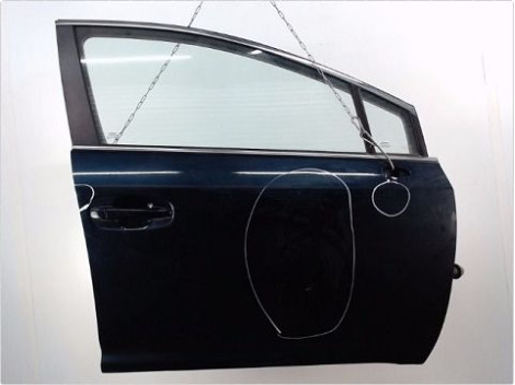 PORTE AVANT DROIT TOYOTA AVENSIS III 09-12