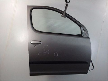 PORTE AVANT DROIT TOYOTA YARIS VERSO 2003-