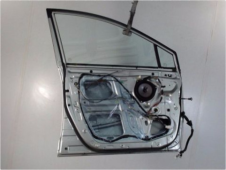 PORTE AVANT GAUCHE TOYOTA COROLLA