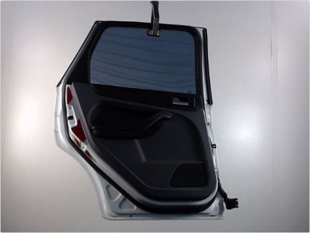 PORTE ARRIERE GAUCHE FORD FOCUS