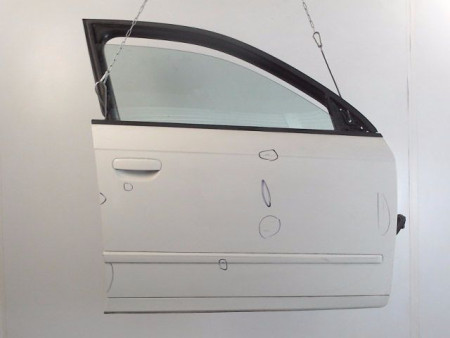 PORTE AVANT DROIT AUDI A4 AVANT 04-08