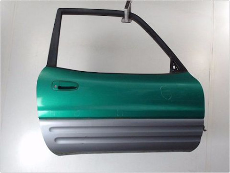 PORTE AVANT DROIT TOYOTA RAV4 97-2000