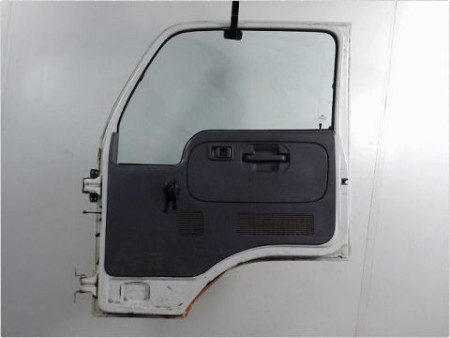 PORTE AVANT DROIT NISSAN CABSTAR