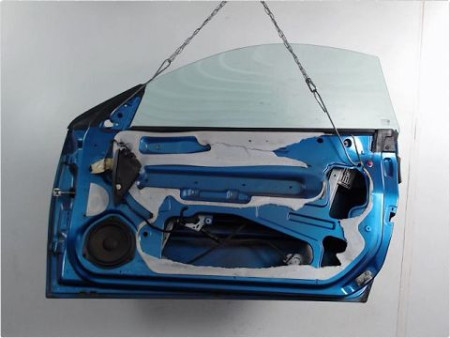 PORTE AVANT DROIT OPEL TIGRA