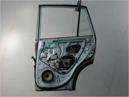 PORTE ARRIERE DROIT TOYOTA RAV4