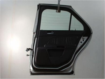 PORTE ARRIERE DROIT CADILLAC SEVILLE