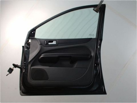 PORTE AVANT DROIT FORD FOCUS