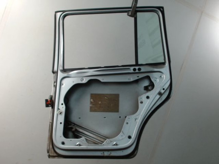 PORTE ARRIERE DROIT VOLKSWAGEN TOURAN